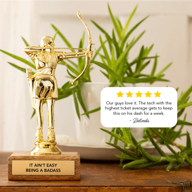 TROPHY GIFT IDEAS FOR EMPLOYEES