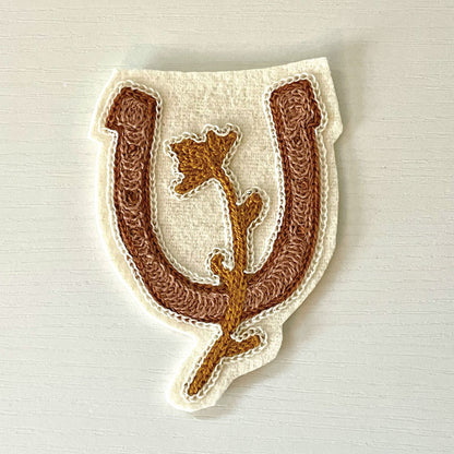 "horseshoe + flower" chainstitch patch